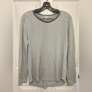J. CREW Women’s Gray Long Sleeve Knit Top Size L
